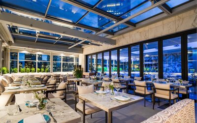 AZUR Legacy Collection Hotel