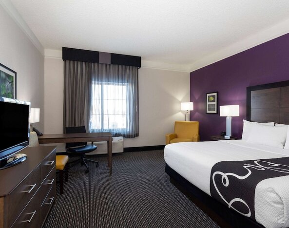 La Quinta Inn & Suites by Wyndham Denver Boulder-Louisville