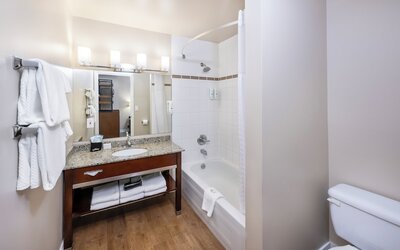 Quality Inn & Suites