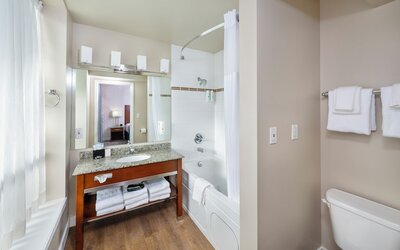 Quality Inn & Suites