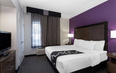 La Quinta Inn & Suites by Wyndham Denver Boulder-Louisville