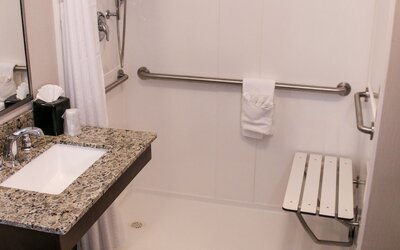 Holiday Inn & Suites Denver Tech Center-Centennial by IHG