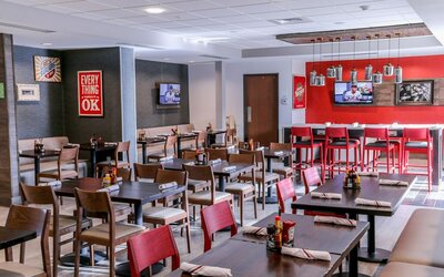 Holiday Inn & Suites Denver Tech Center-Centennial by IHG