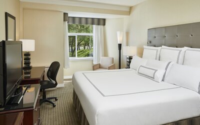 Granville Island Hotel