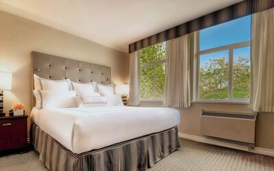 Granville Island Hotel