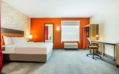 Home2 Suites Hilton Aurora Medical Center