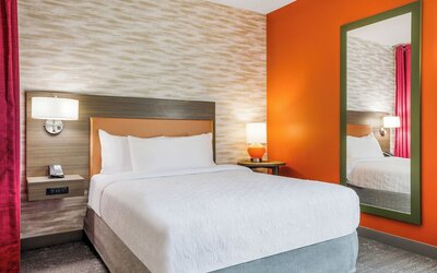 Home2 Suites Hilton Aurora Medical Center