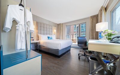 Hotel Blu Vancouver