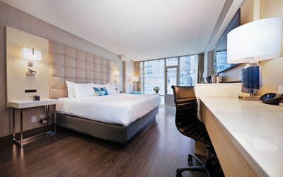 Hotel Blu Vancouver