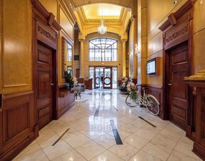 Executive Hotel Le Soleil