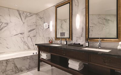 Hyatt Vancouver Downtown Alberni