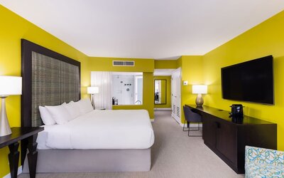 OPUS Hotel Vancouver