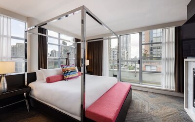 OPUS Hotel Vancouver