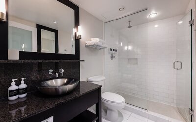 OPUS Hotel Vancouver