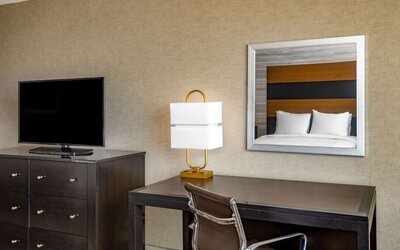 DoubleTree by Hilton Denver - Aurora
