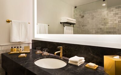 EXchange Hotel Vancouver
