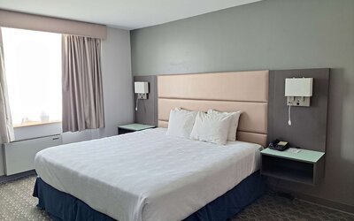 Best Western Plus Vancouver Airport Hotel