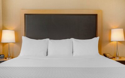 Cambria Hotel Denver International Airport