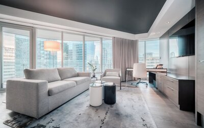 Paradox Vancouver