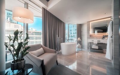 Paradox Vancouver
