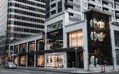 Paradox Vancouver