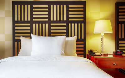 Pinnacle Hotel Harbourfront