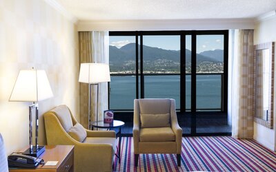 Pinnacle Hotel Harbourfront