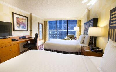 Pinnacle Hotel Harbourfront