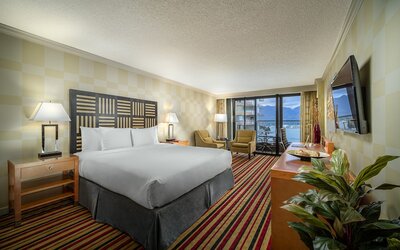 Pinnacle Hotel Harbourfront