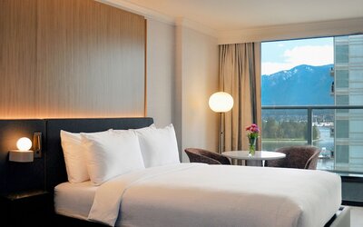 Pinnacle Hotel Harbourfront