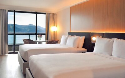 Pinnacle Hotel Harbourfront
