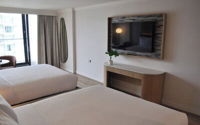Pinnacle Hotel Harbourfront