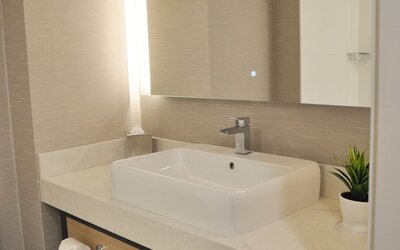 Pinnacle Hotel Harbourfront