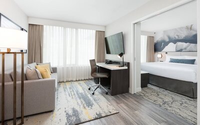 Delta Hotels by Marriott Vancouver Downtown Suites