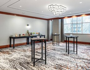 Delta Hotels by Marriott Vancouver Downtown Suites
