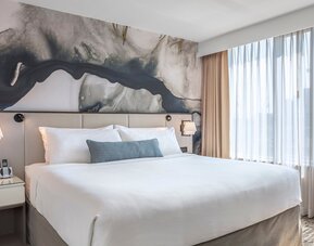 Delta Hotels by Marriott Vancouver Downtown Suites
