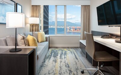 Delta Hotels by Marriott Vancouver Downtown Suites