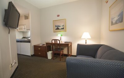 Rosedale On Robson Suite Hotel