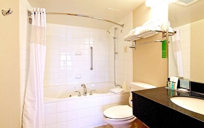 Hampton Inn and Suites by Hilton, Downtown Vancouver