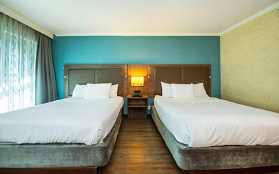 Grand Park Hotel & Suites Downtown Vancouver, an Ascend Collection Hotel
