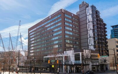Sandman Signature Vancouver Downtown Hotel