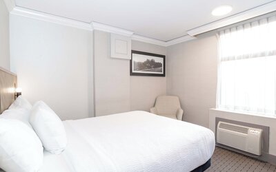 Sandman Signature Vancouver Downtown Hotel