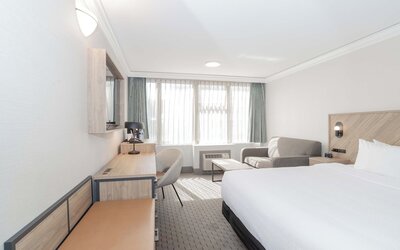 Sandman Signature Vancouver Downtown Hotel