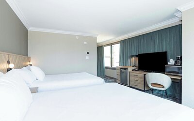 Sandman Signature Vancouver Downtown Hotel
