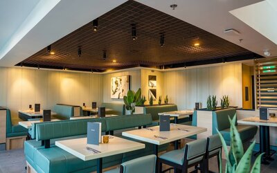 Sandman Signature Vancouver Downtown Hotel