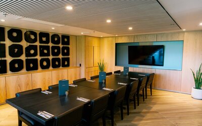 Sandman Signature Vancouver Downtown Hotel