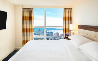 Sheraton Vancouver Wall Centre