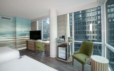 Coast Coal Harbour Vancouver Hotel by APA
