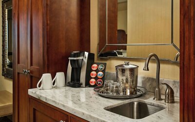 Woolley’s Classic Suites