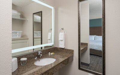 Staybridge Suites Denver Tech Center by IHG